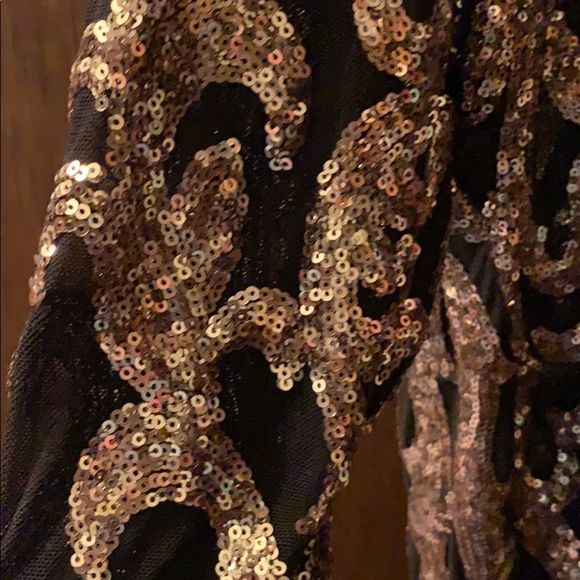 Rose Gold and black sequin duster - Picture 2 of 5